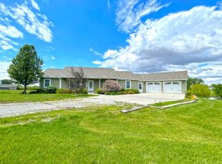 107 Cherokee Rd, Clarinda, IA 51632