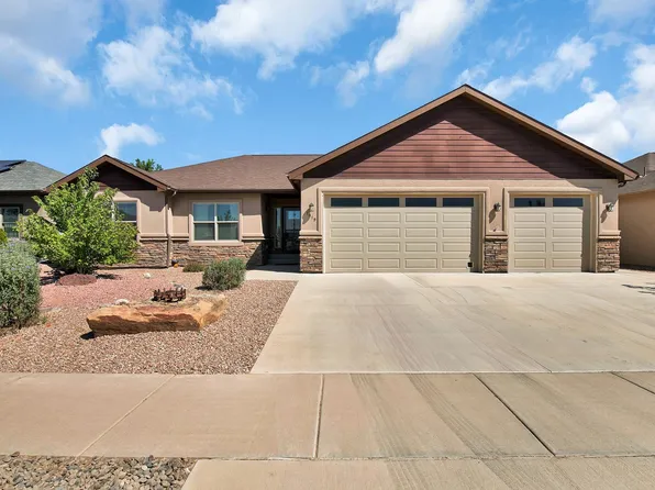 1419 Blue Lake Dr, Montrose, CO 81403