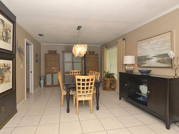 5th image of 1563 Golfside Dr