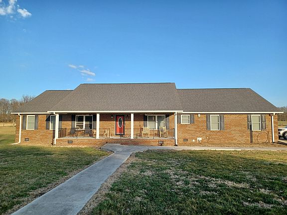 2nd image of 664 Hickory Grove Rd