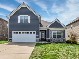 2424 Hollis Dr, Murfreesboro, TN 37127