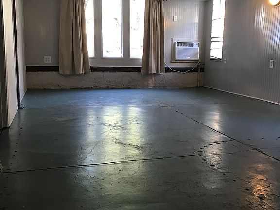 5th image of 3622 Dumaine St #Downstairs
