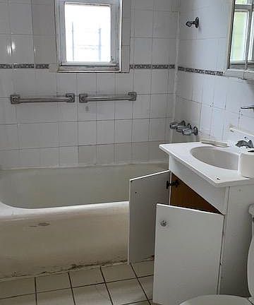 5th image of 31-11 100th St #2