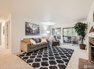 15433 Country Club Dr UNIT G202, Mill Creek, WA