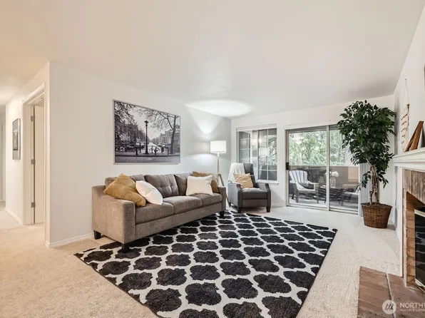 15433 Country Club Drive #G202, Mill Creek, WA 98012