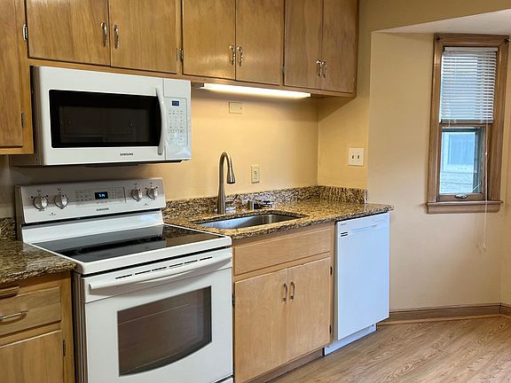 3rd image of 5645 W Roosevelt Dr