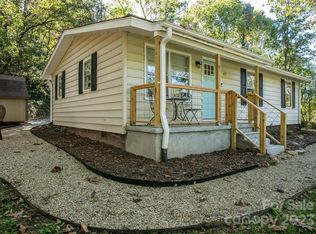 42 Hillcrest Rd, Asheville, NC 28804