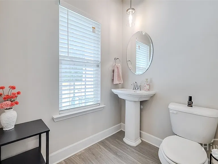 153 Red Maple Ln — Photo 5