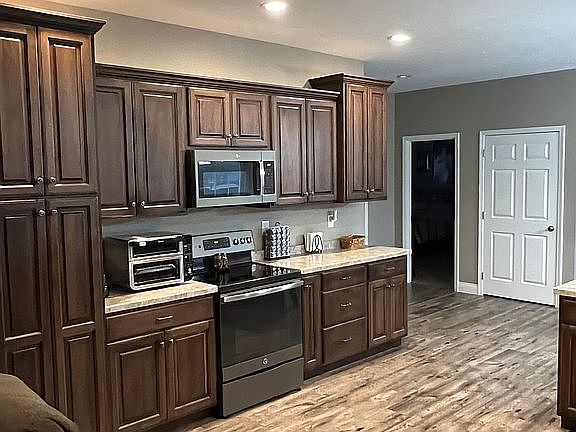 4th image of 5935 Sandpit Rd