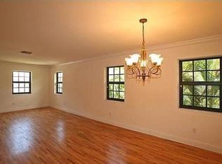 2840 S Le Jeune Rd, Coral Gables, FL 33134