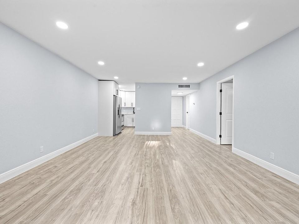 1st image of 6061 N Falls Cir Drive #109
