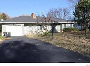 505 Utz Ln, Hazelwood, MO