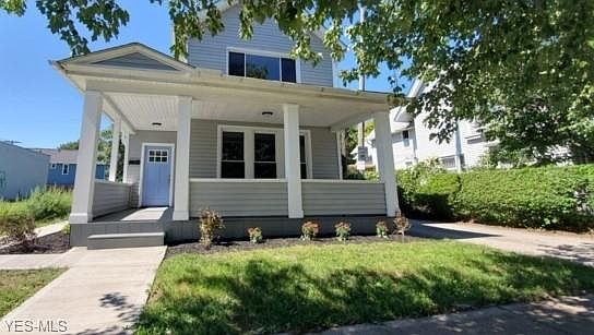 1st image of 1888 W 48th St
