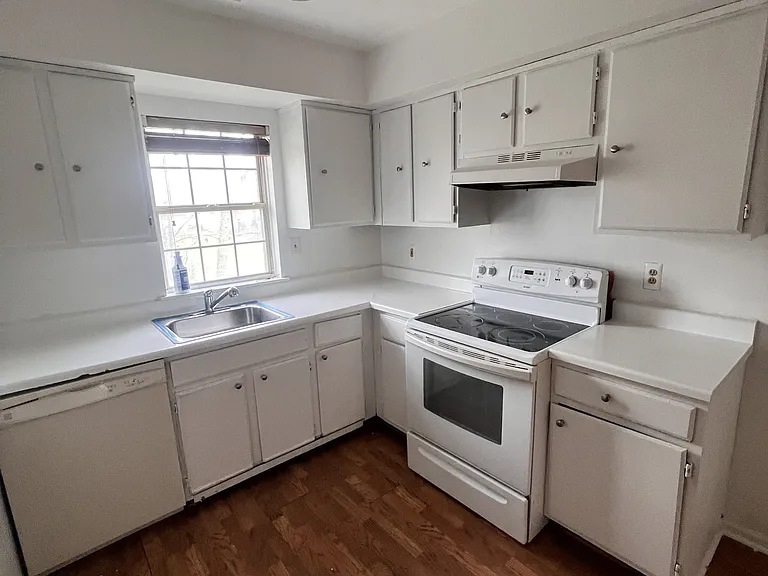 25672 Lira Ln — Photo 14