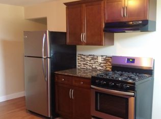 40 Oxford Rd APT 2, New Hartford, NY 13413