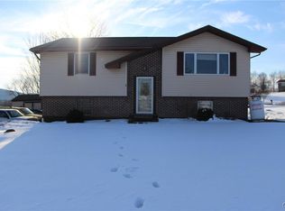 2009 Valley Rd, Tamaqua, PA 18252