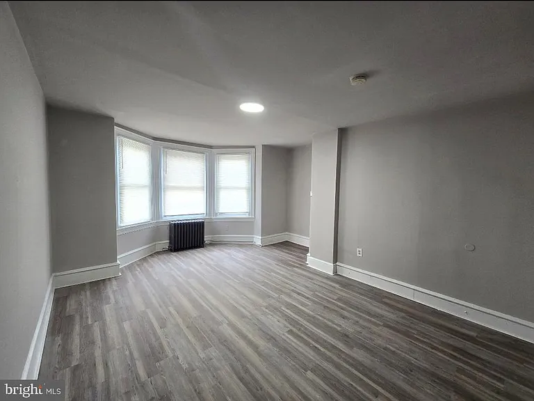 6149 W Columbia Ave #2 — Photo 6
