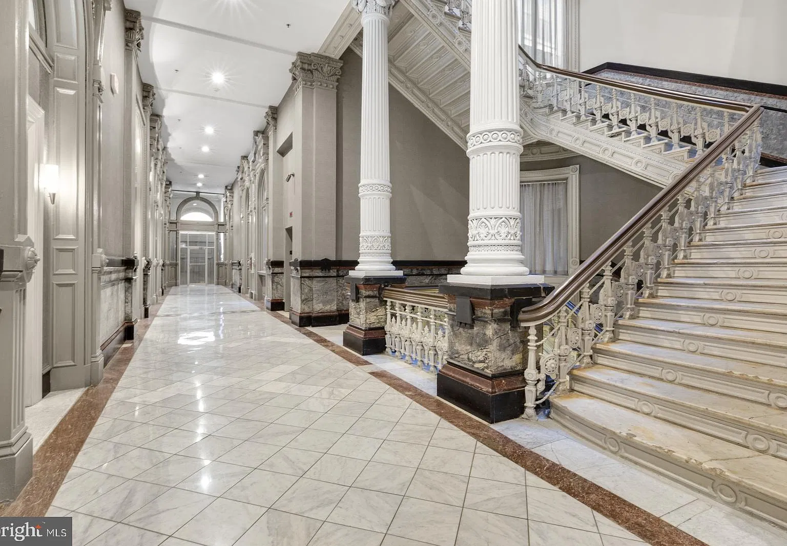Victory Building — Photo 2