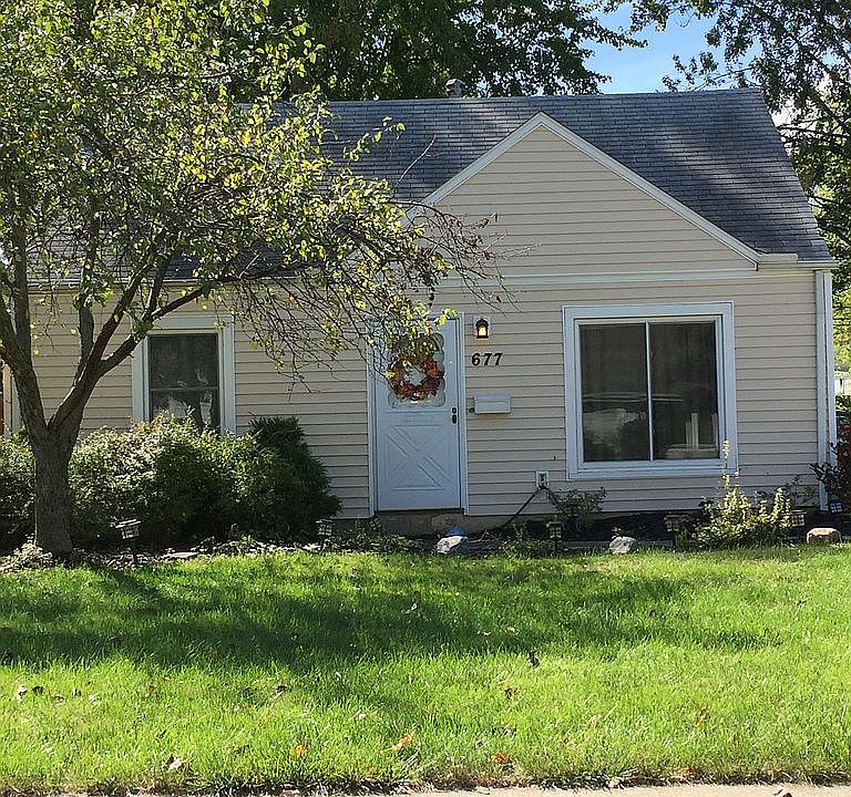 1st image of 677 Shakespeare Dr