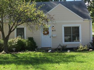 677 Shakespeare Dr, Berea, OH 44017