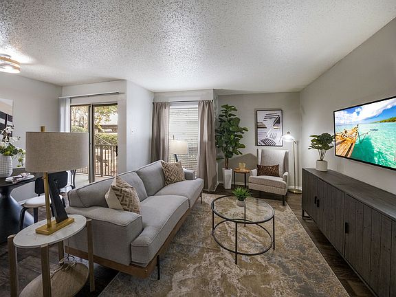 5th image of 1550 Thousand Oaks Dr #1502