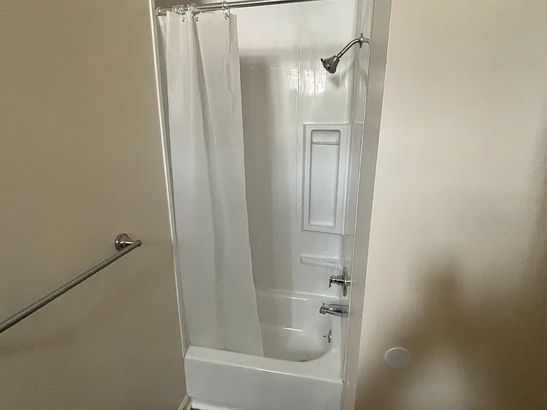 Tub & shower.