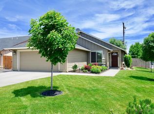 2305 SW Kalama Ave, Redmond, OR 97756