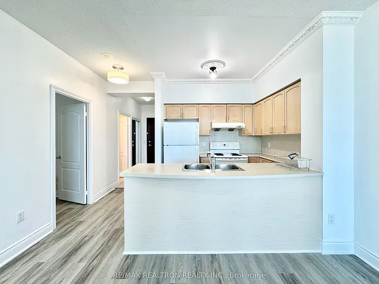 50 Brian Harrison Way #3504 — Photo 7