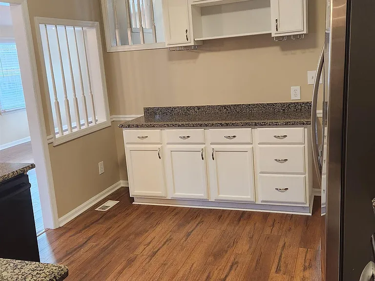 106 Longleaf Ln — Photo 8