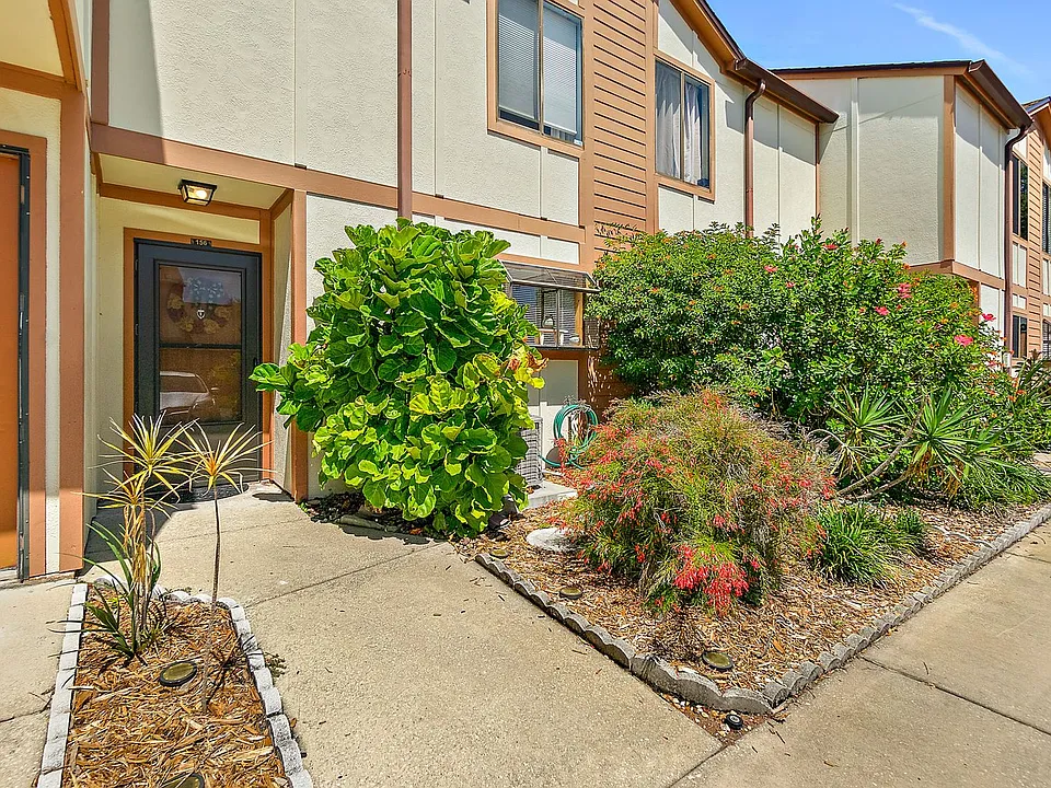 156 White Fawn Dr