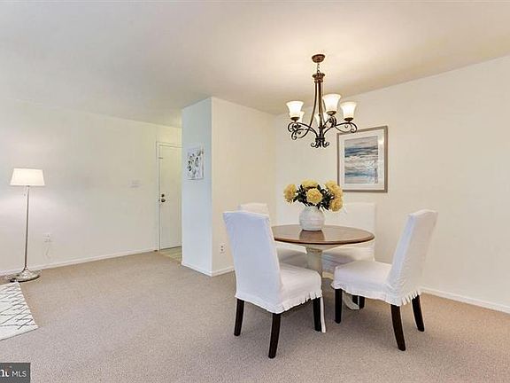 5th image of 545 Florida Ave APT 202