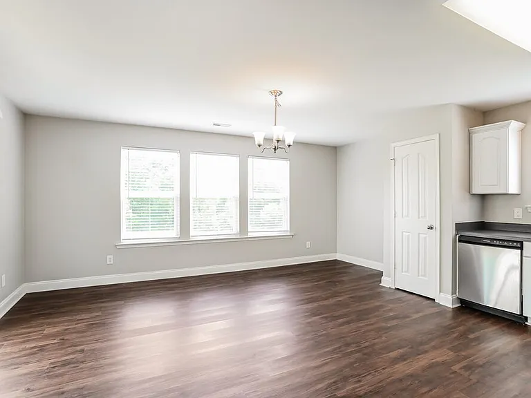 4500 Red Hook Rd — Photo 7