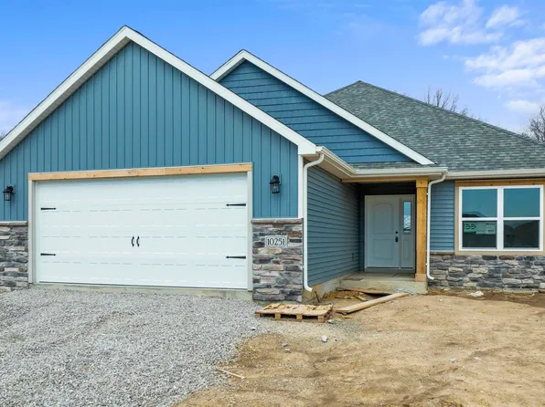 10251 Buckshire Ct, New Haven, IN 46774