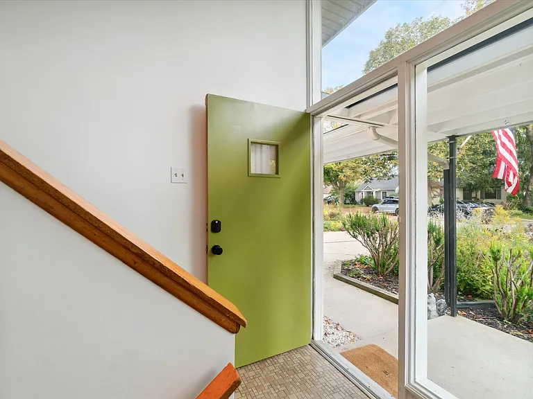 1807 Fair St #1 — Photo 34