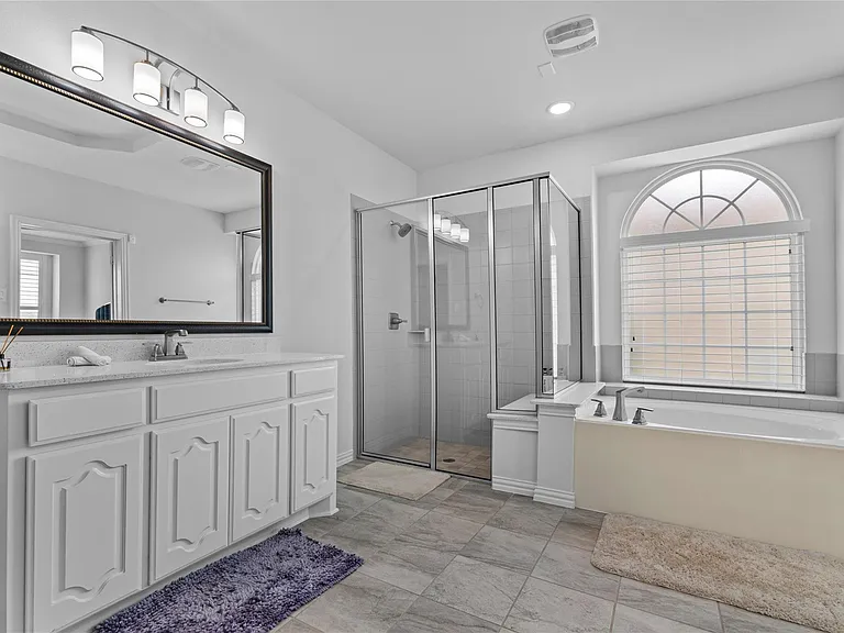 2305 Hickey Dr — Photo 24