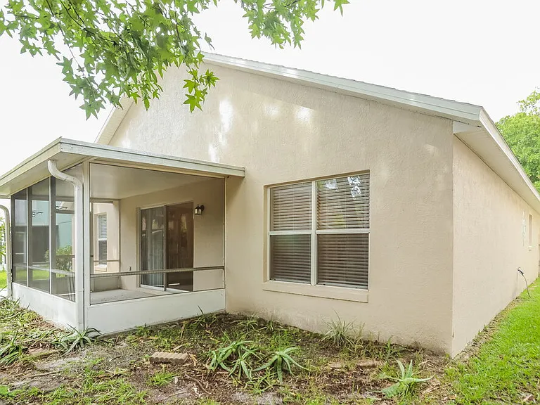 813 Shell Ln — Photo 15