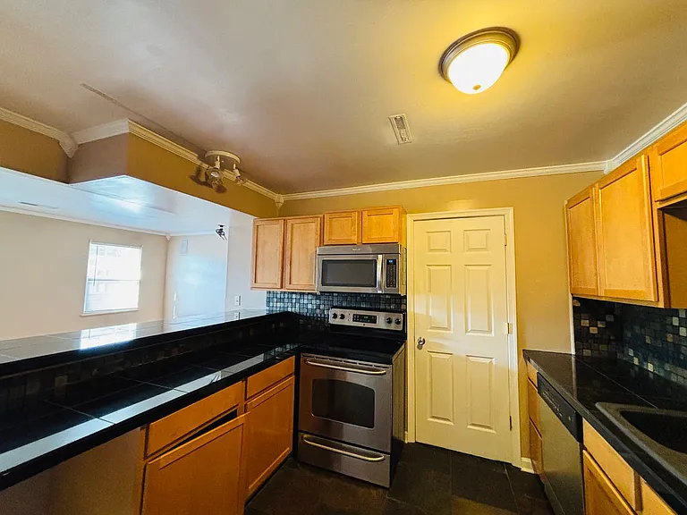 307 Loudon Rd #531 — Photo 5