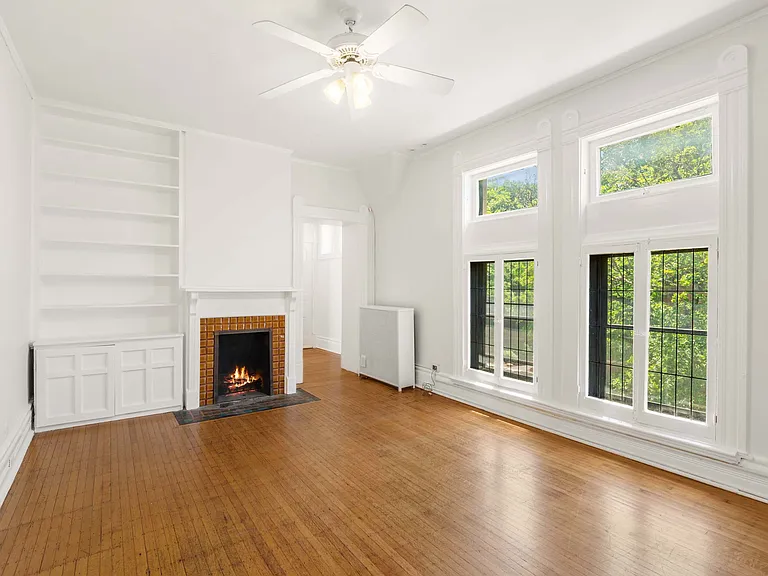 532 W Fullerton Pkwy — Photo 6