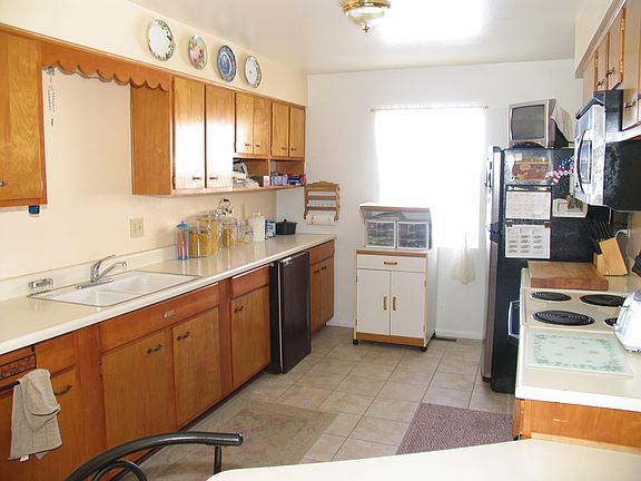 5th image of 16270 Sarita Cir