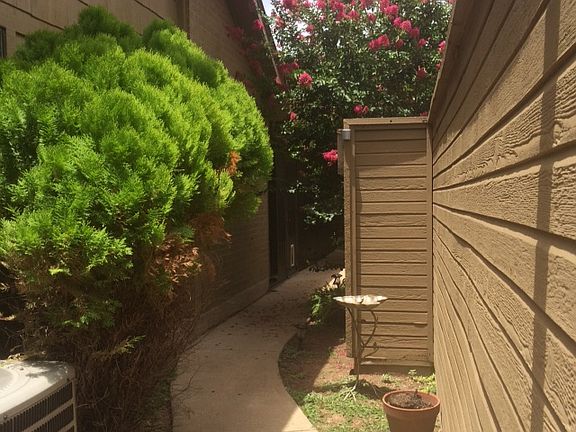 2nd image of 10904 Crown Colony Dr APT A