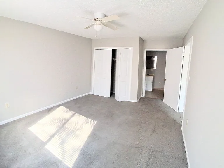 Brightside Apartments — Photo 5