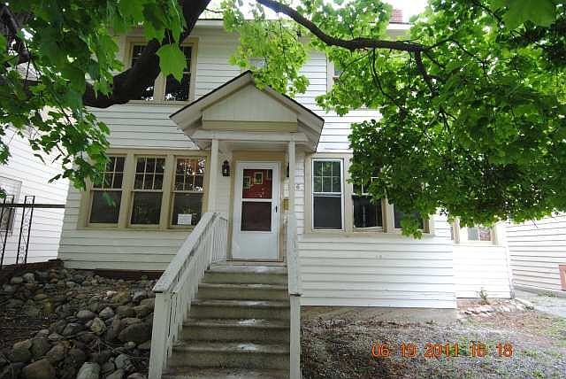1st image of 966 W Cross St