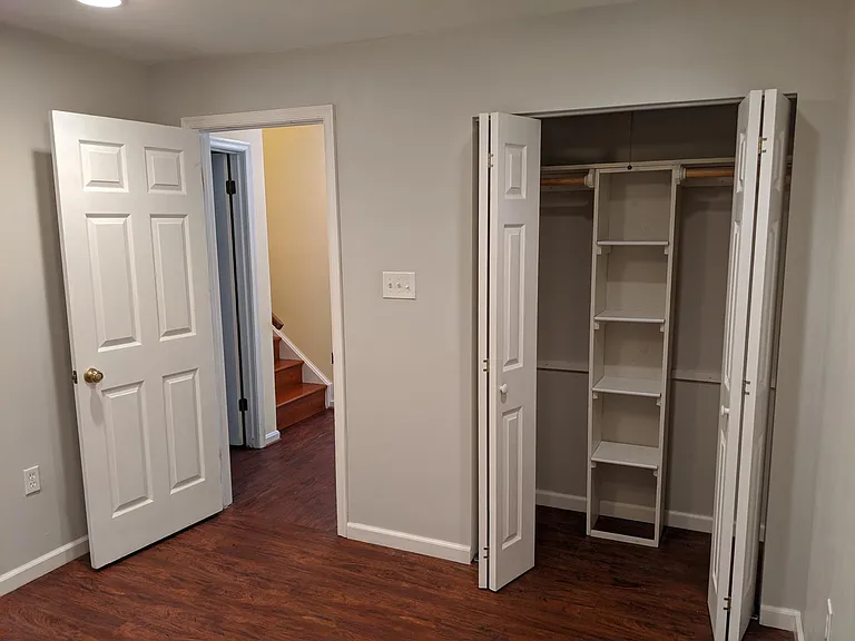6076 Crown Royal Cir — Photo 25