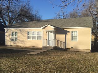 820 W 12th St, Ada, OK 74820