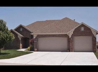 624 N Maplewood Hills Rd #624, Nixa, MO 65714