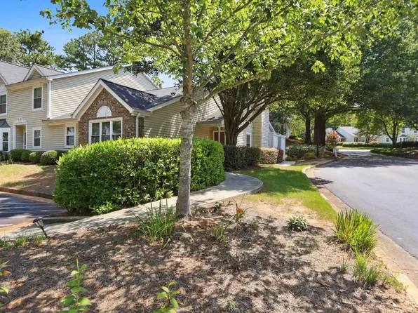 124 Hampshire Ct, Avondale Estates, GA 30002