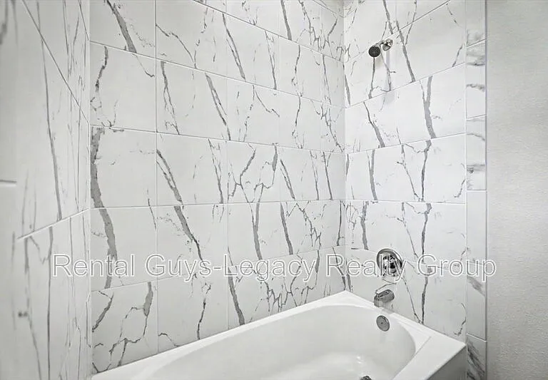 813 Crosswater Lake Dr — Photo 22