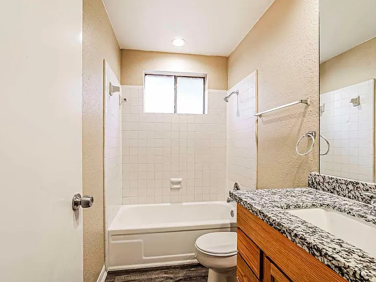 17311 Shrub Oak Dr — Photo 8