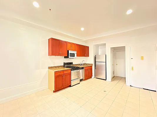 Rented by Blackwater Associates Inc. | media 28