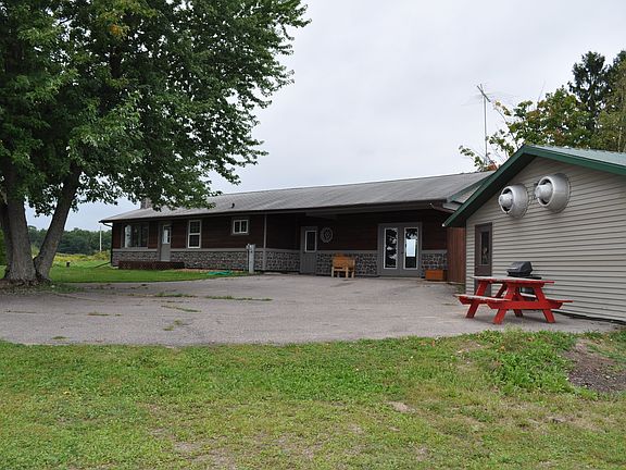 House/ Restaurant Entrance